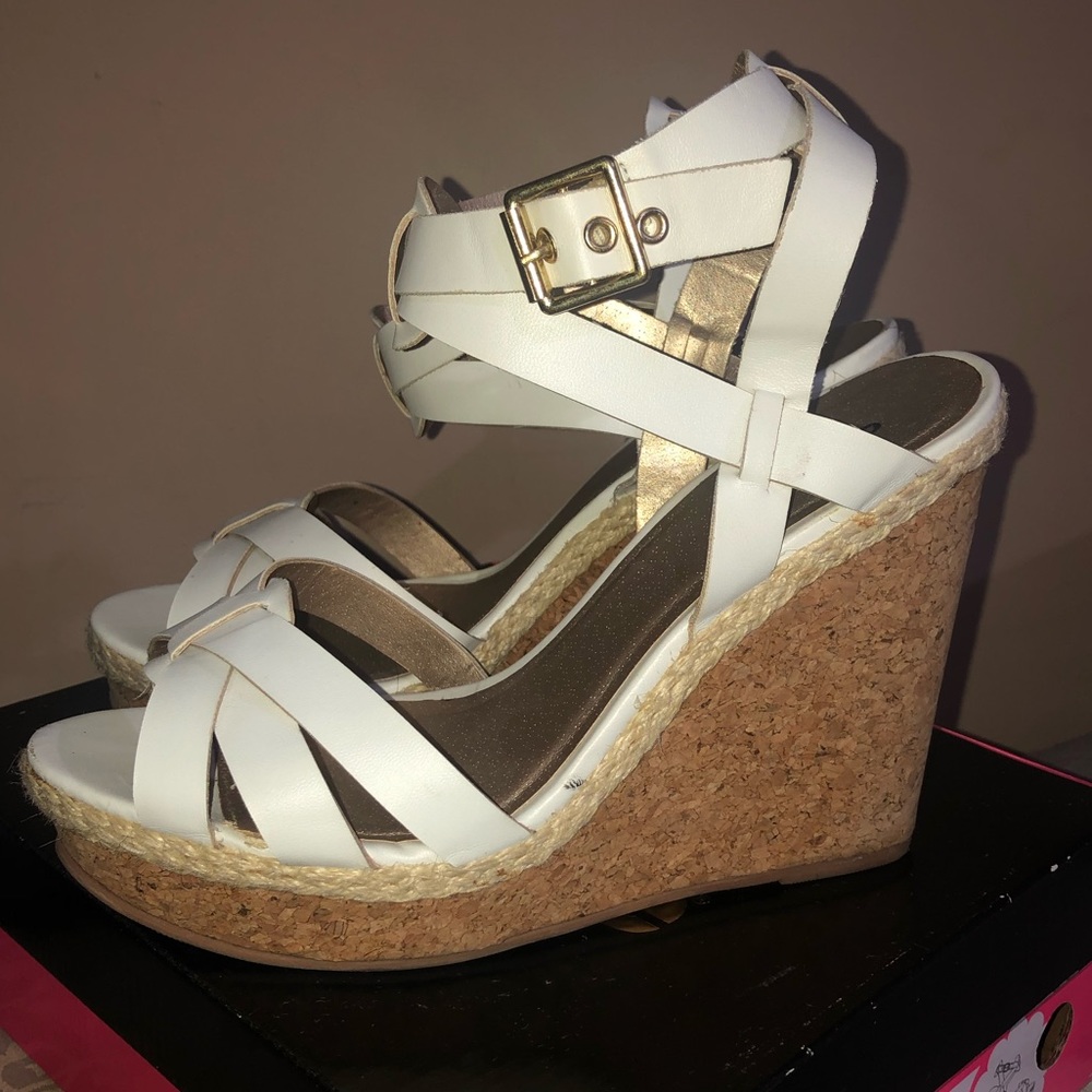 White wedge heel sandal